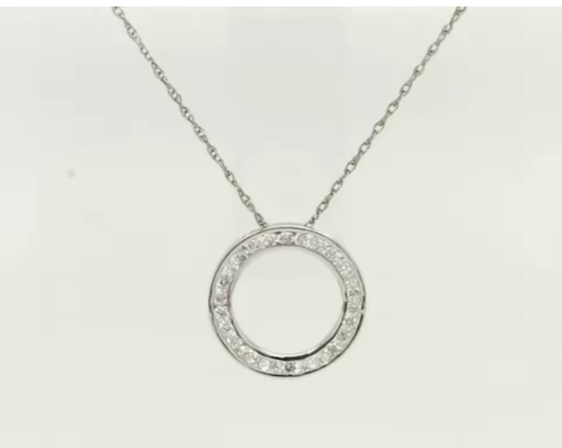 Circle of love pendent